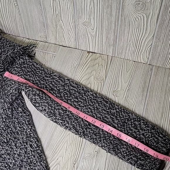 Berretti Cardigan Wool Blend Sweater Fringe Detail Tie Front Womens Small - Picture 9 of 9